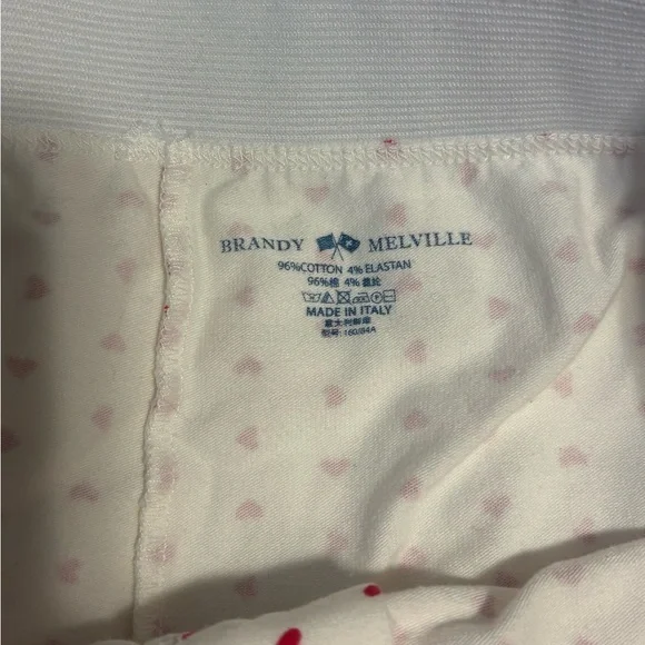 Heart Patterned Shorts - Picture 2 of 3